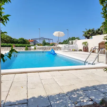 Olimpia 4 Apartmán *
