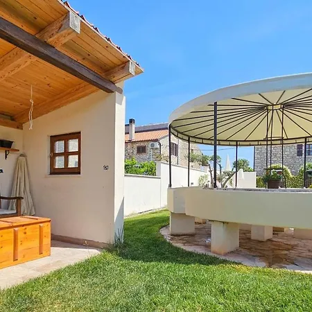 Olimpia 4 * Novigrad Istria